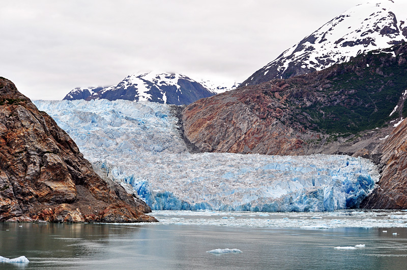 Sawyer Glacier in Tracy Arm Fjord