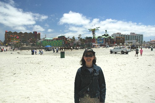 Charlotte_on_Rosarito_Beach.jpg