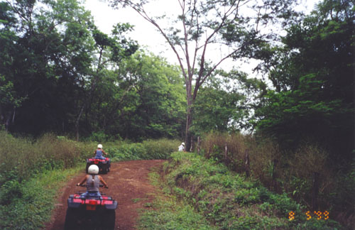 Costa_Rica_4_wheeling06.jpg