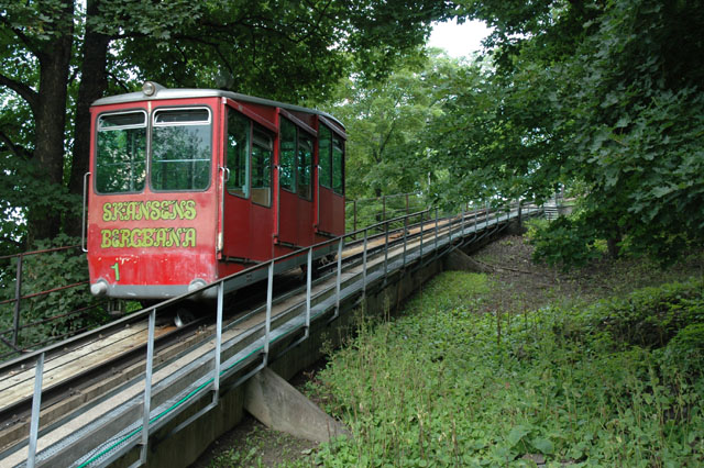 Old_Tram.jpg