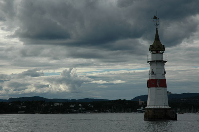 Old_lighthouse.jpg