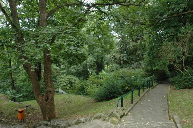 Park_walking_area.jpg