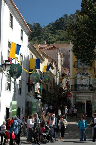 Sintra_steet_scene.jpg