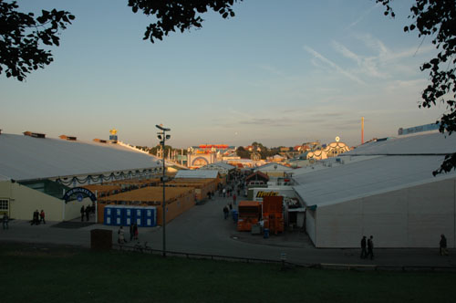 Oktoberfest_from_the_side.jpg