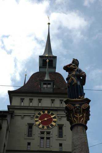 Clock_tower_closeup.jpg