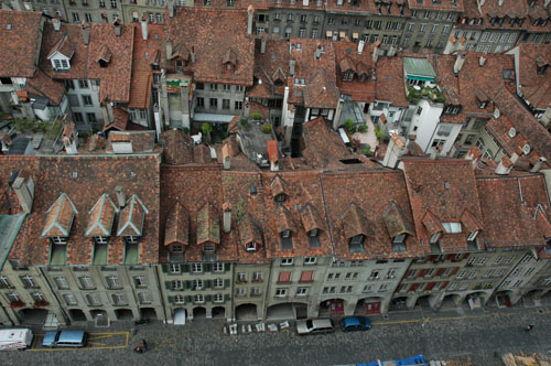 Looking_down_from_the_church_tower.jpg