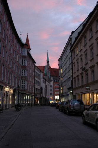 Roadway_at_dusk.jpg