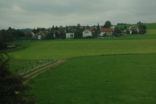 Train_ride_to_Munich.jpg