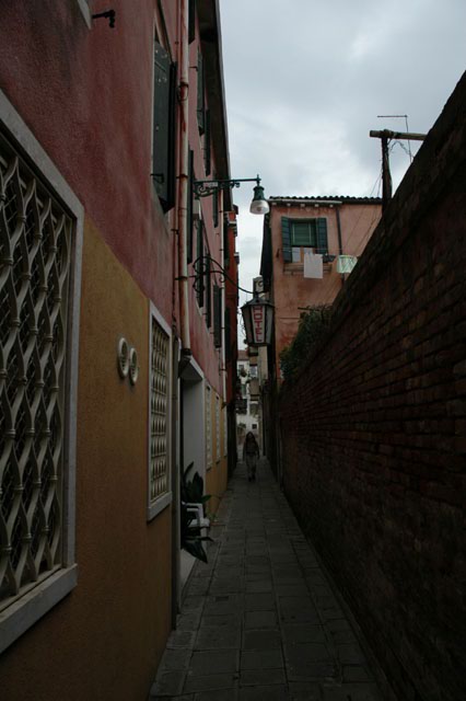 Charlotte_walking_down_our_hotel_alley.jpg