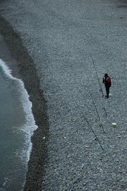 Fishing_on_the_beach_2.jpg