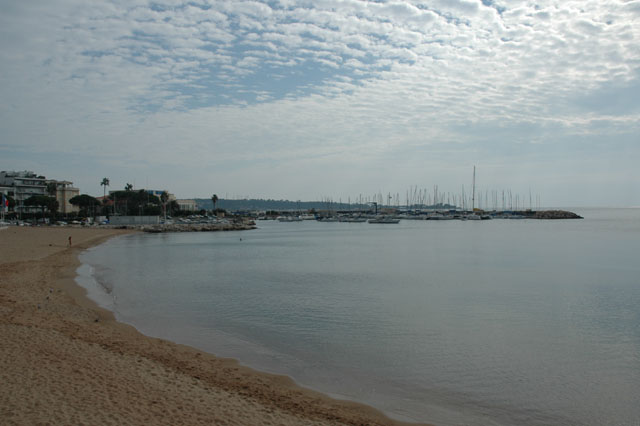 Cannes_beach_6.jpg