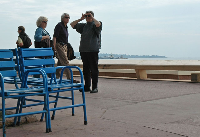 Celebrity_watching_in_Cannes.jpg