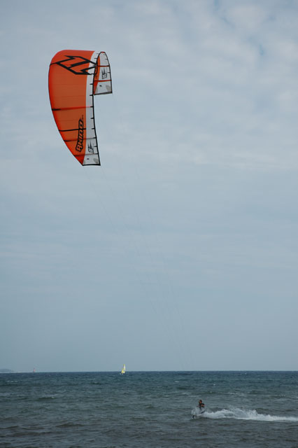 Kiteboarder_2.jpg