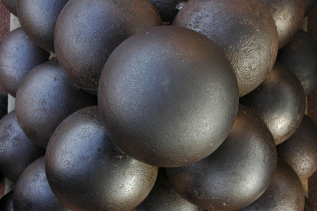 Cannonballs_3.jpg