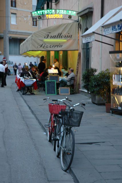 Bikes_in_the_street.jpg