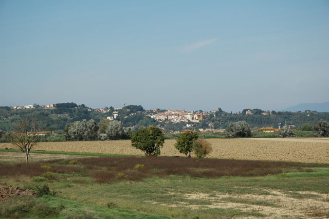 Scenes_between_Firenze_and_Pisa.jpg