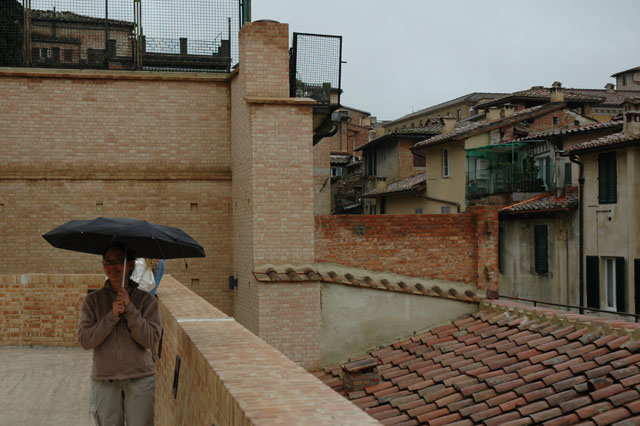 Charlotte_with_her_useful_umbrella.jpg