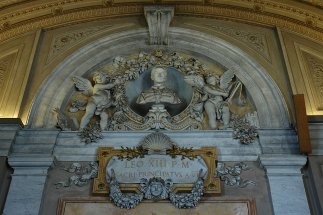 Vatican_City_musuem2.jpg