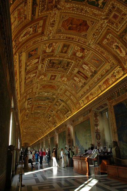 Vatican_City_musuem5.jpg