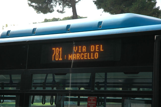 Via_del_Marcello.jpg