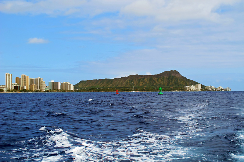 Diamondhead and Waikiki from the dive boat.jpg