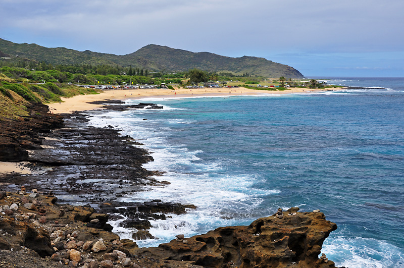 The coastline north of Hanauma Bay.jpg