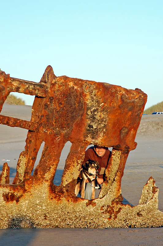 Beached boat at Fort Stevens.jpg