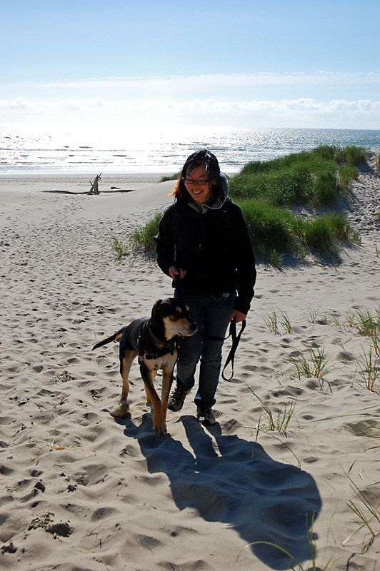 Mulder has finally had his fill of the beach for today.jpg