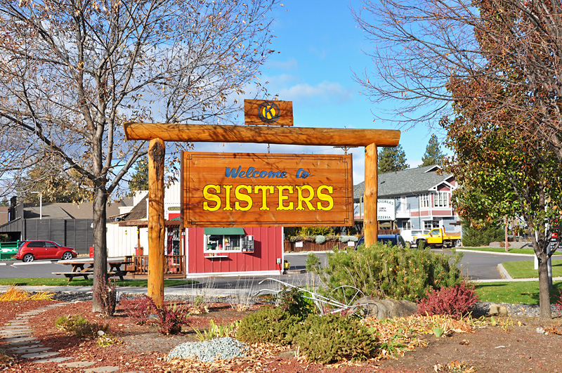 Welcome to Sisters, a really cool town.jpg