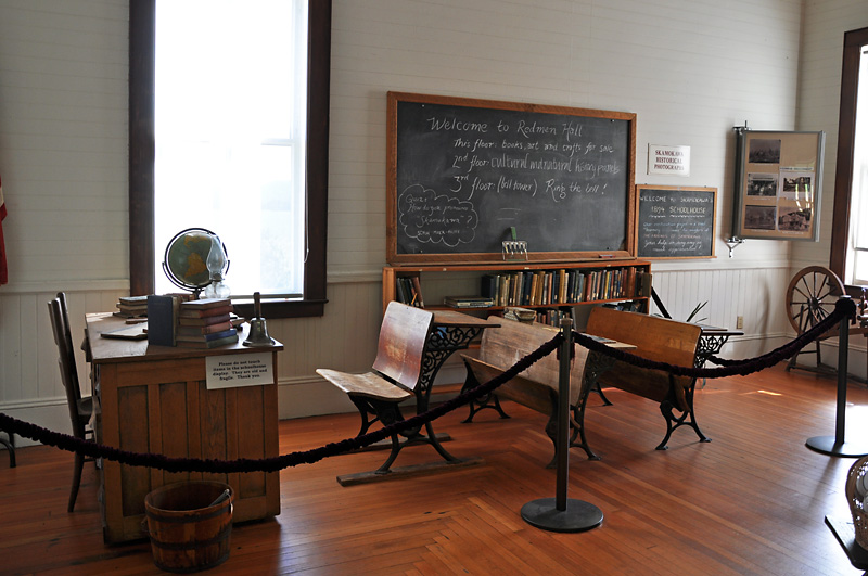 Inside an old school at Skamokawa.jpg