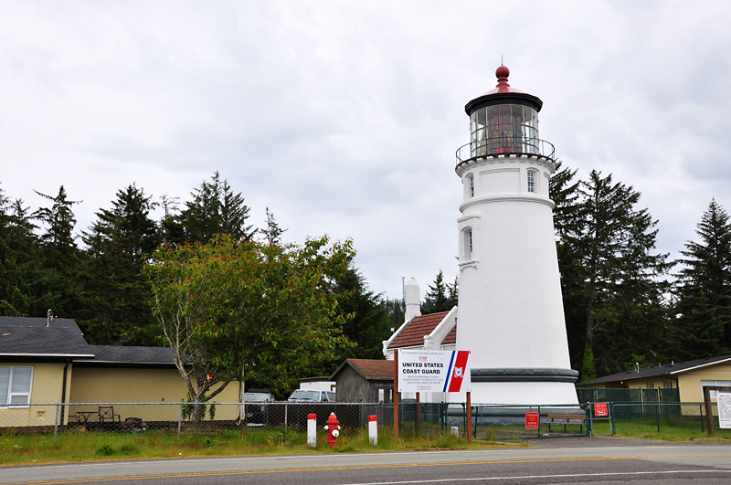 Umpqua River Lighthouse.jpg