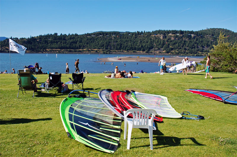 Hood River Beach.jpg