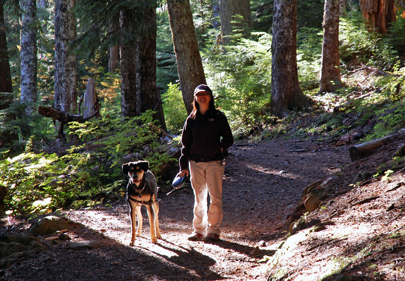 Charlotte and Mulder on the trail around the lake.jpg