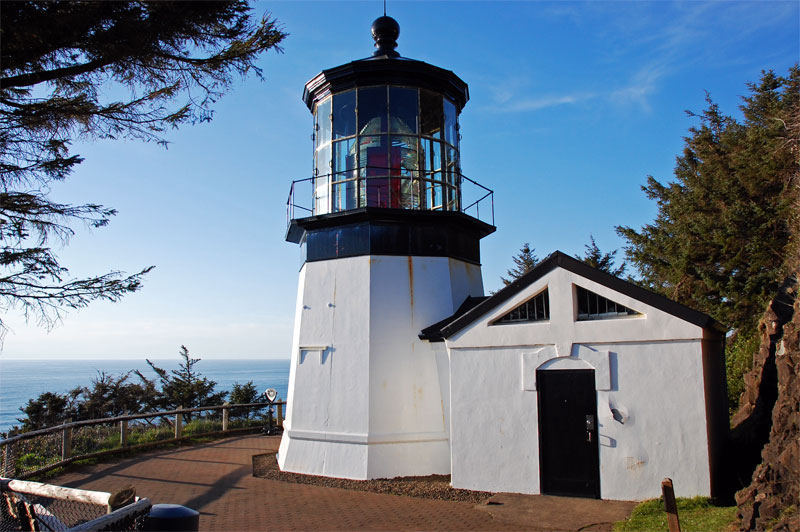 Cape Meares Lighthouse.jpg