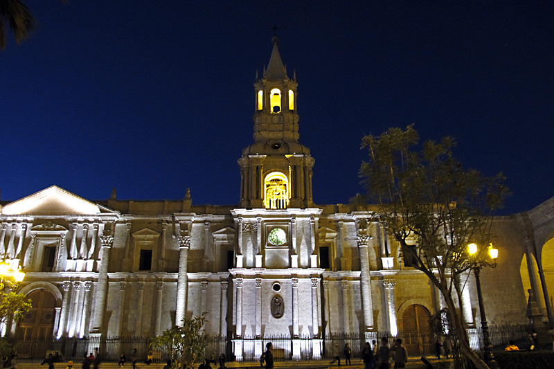 Cathedral at night2