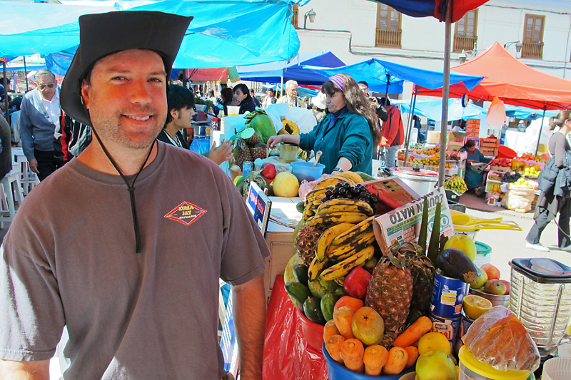 Brian says I'll pass on the fresh smoothies, but take a picture anyway.jpg