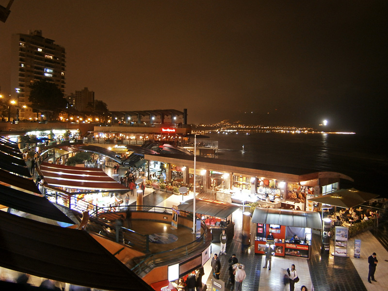 Larcomar at night.jpg