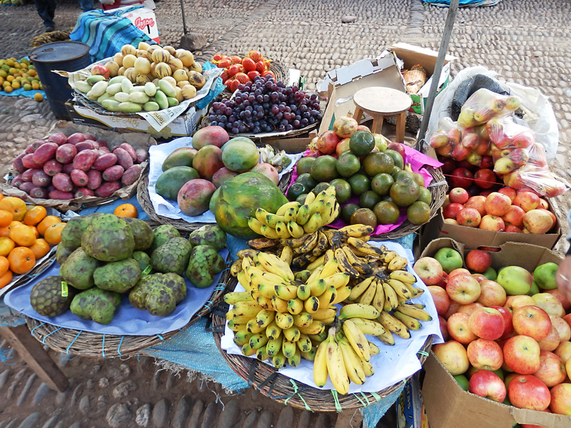 Local goodies at the Pisaq market.jpg