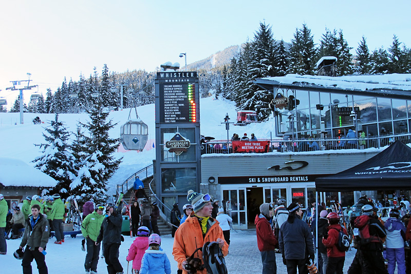 The very long line to the Whistler gondola.jpg