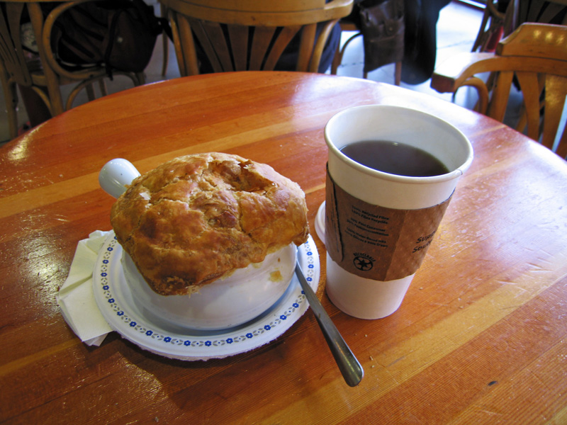 French onion soup and some excellent market spice tea.jpg