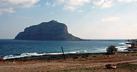 Looking_back_at_the_island_of_Monemvasia_jpg.jpg