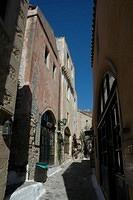 The_streets_of_Monemvasia_2_jpg.jpg