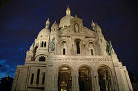 The_Sacre_Coeur_at_night.jpg