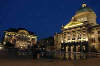 Swiss_Parliment_by_night.jpg