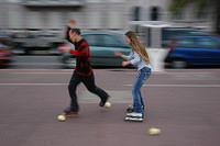 Rollerblading_couple.jpg