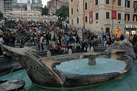 La_Fontana_della_Barcaccia_with_the_Spanish_Steps.jpg