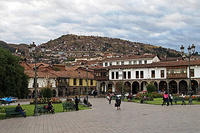 Chillin in the Plaza De Armas4